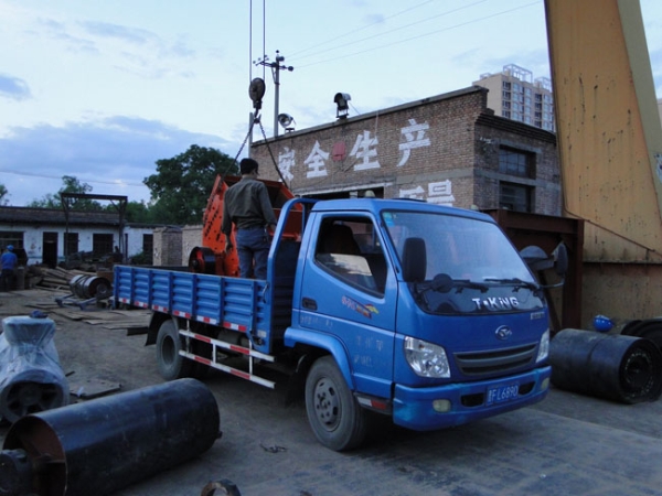 2014年6月10日，太原市北方機(jī)械廠往同煤集團(tuán)發(fā)貨現(xiàn)場(chǎng) - 發(fā)貨現(xiàn)場(chǎng)